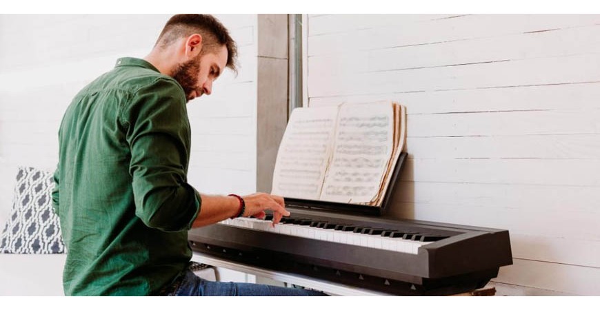 ¿Cómo estudiar piano o teclado sin maestro?
